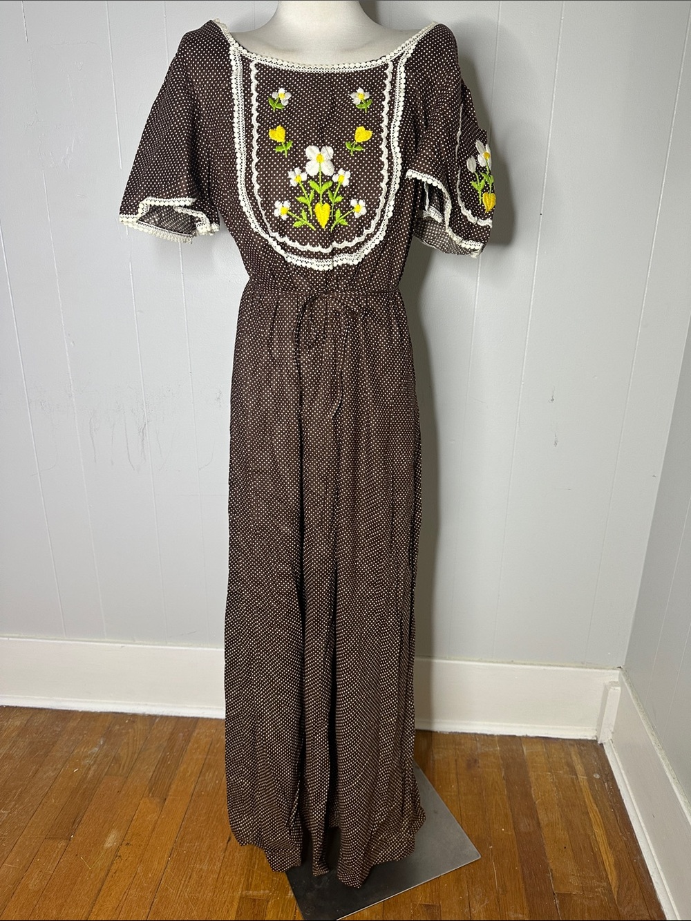 Vintage 70s Brown Polka Dot Cottage Core Embroidered Maxi Dress Joseph Magnin
